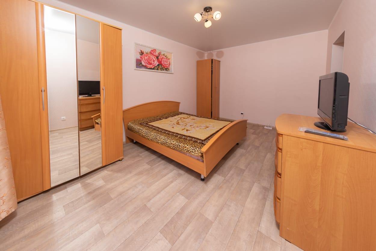 Квартира на Донковцева 17